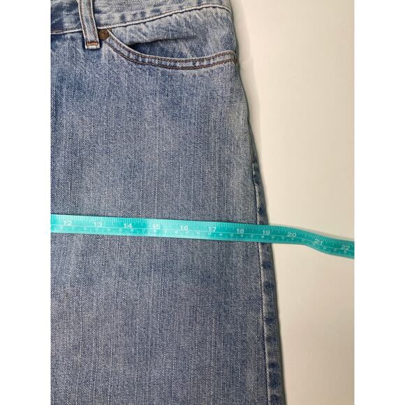 Gap Size 6 Light Wash Denim Midi Skirt with a Front Slit - Picture 6 of 8